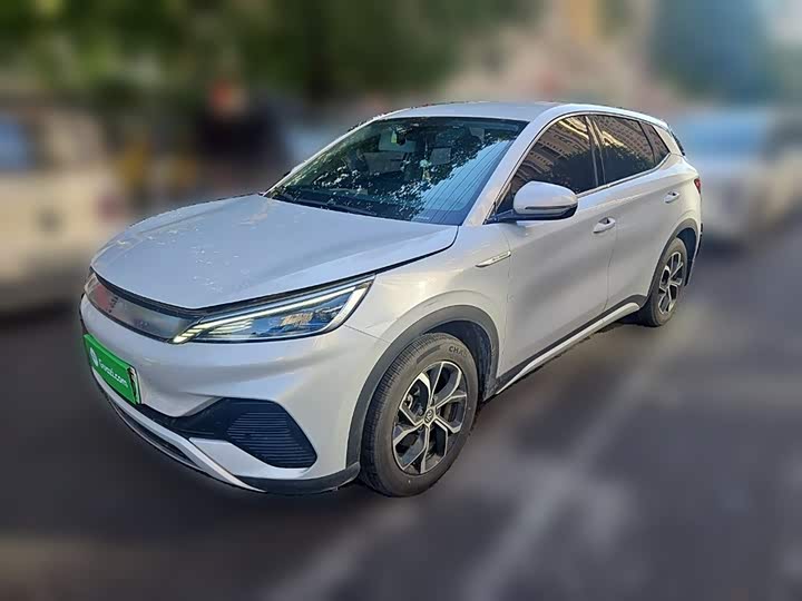 Фото 1 - BYD Yuan Plus