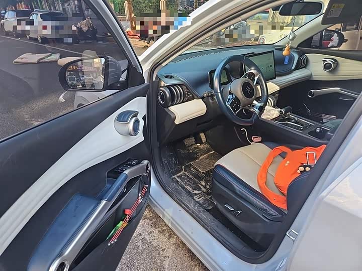 Фото 14 - BYD Yuan Plus