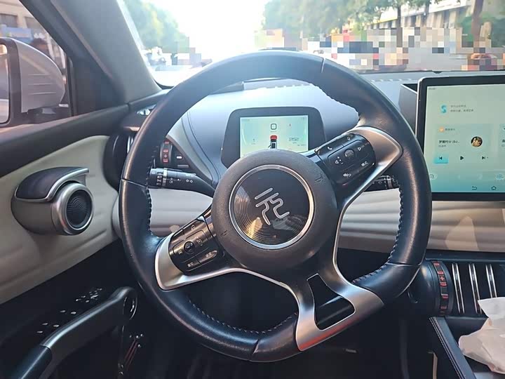 Фото 3 - BYD Yuan Plus