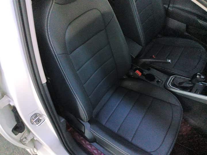 Фото 25 - Volkswagen Polo