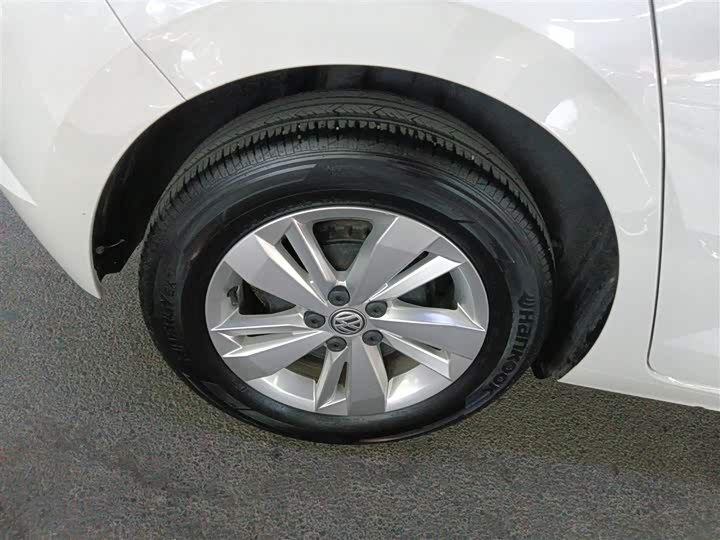 Фото 26 - Volkswagen Polo