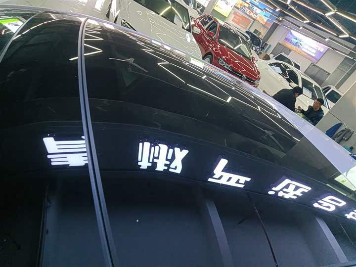 Фото 27 - Volkswagen Polo