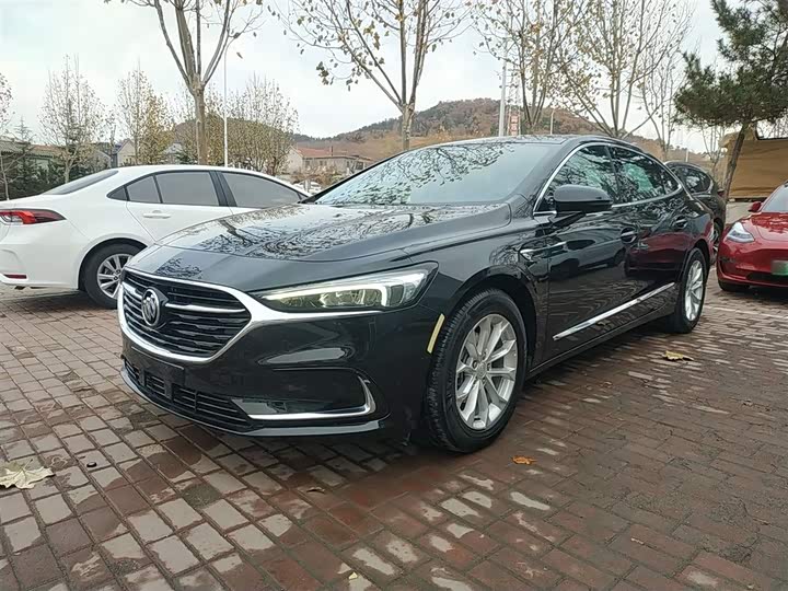 Фото 2 - Buick LaCrosse