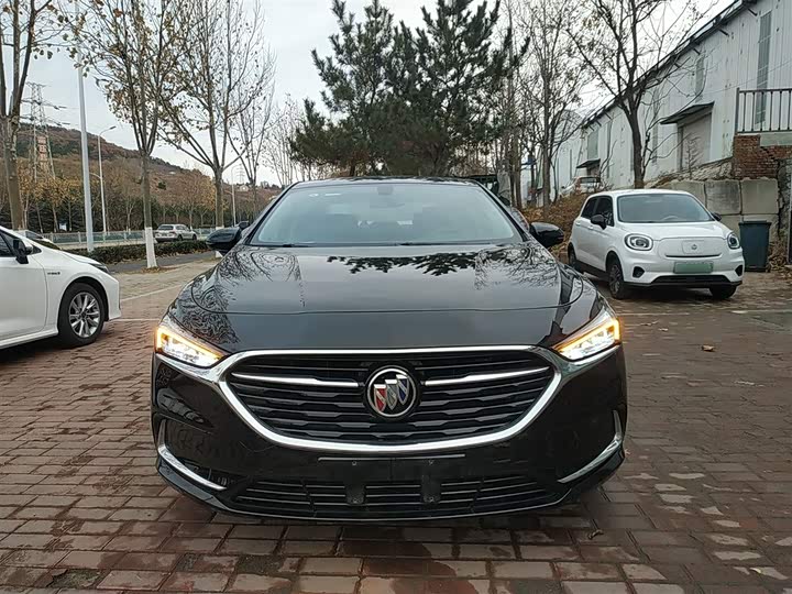 Фото 3 - Buick LaCrosse