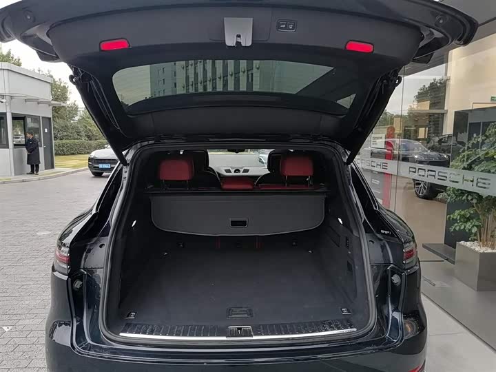 Фото 4 - Porsche Cayenne Hybrid