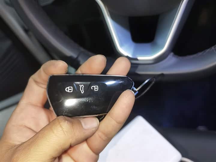 Фото 8 - Volkswagen ID.4 X