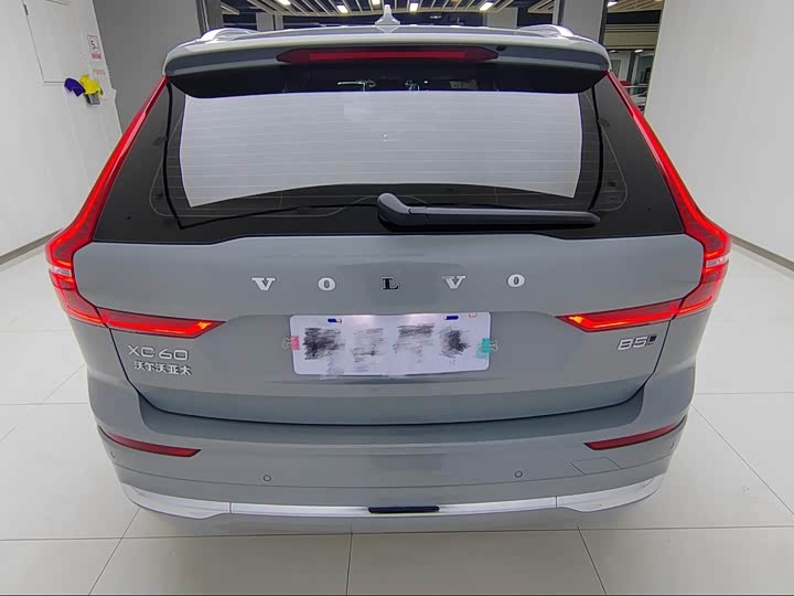 Фото 13 - Volvo XC60