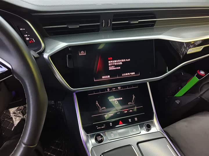 Фото 13 - Audi A6L