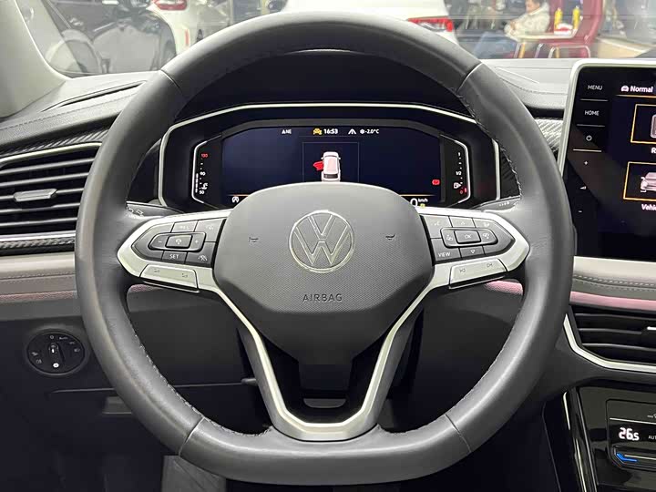 Фото 11 - Volkswagen Tayron