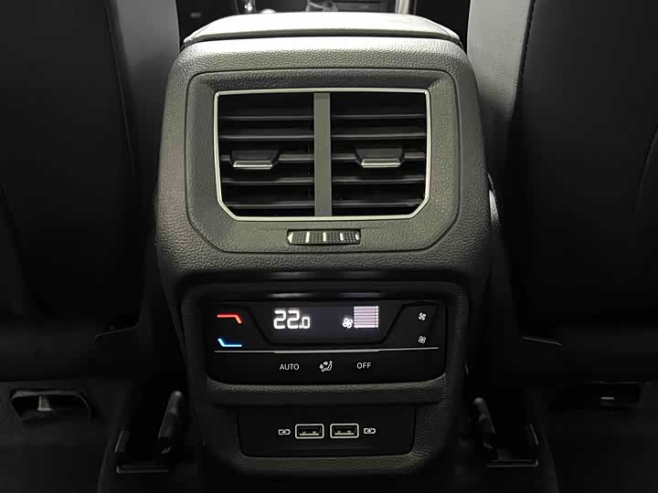 Фото 9 - Volkswagen Tayron