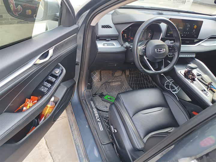 Фото 18 - Geely Preface