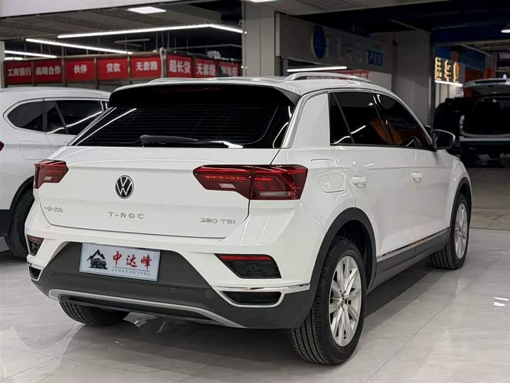 Фото 4 - Volkswagen T-Roc