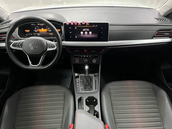 Фото 4 - Volkswagen Lavida