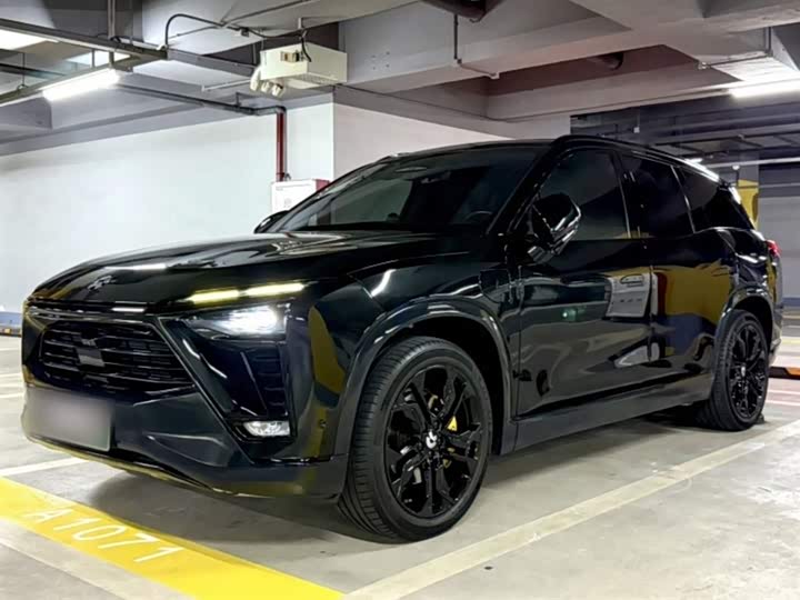 Фото 2 - Nio ES8