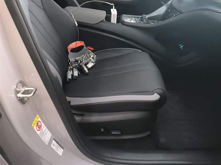 Фото 25 - BYD Sea Lion 05 DM-i Hybrid