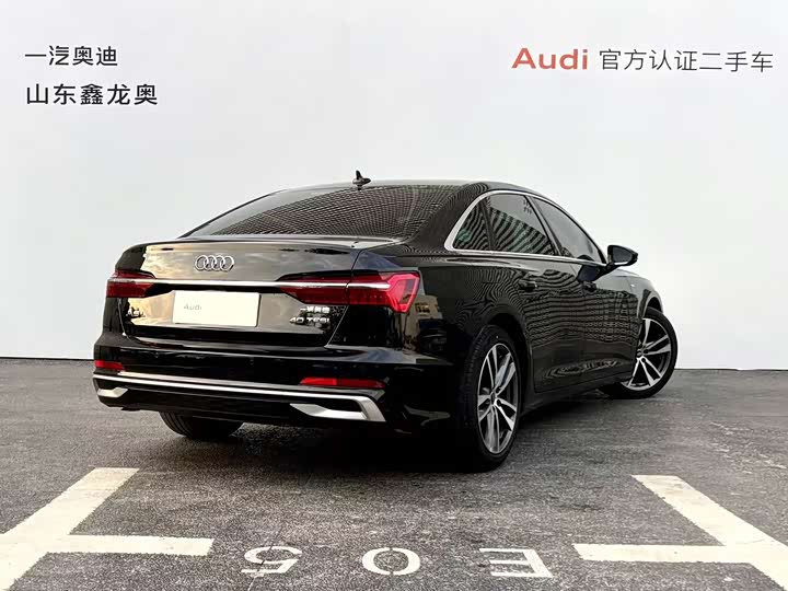Фото 5 - Audi A6L