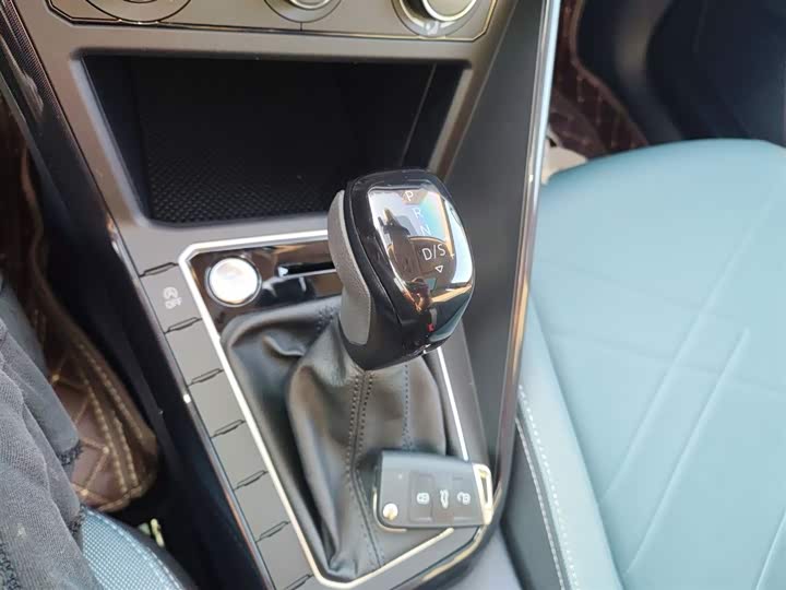 Фото 6 - Volkswagen Lavida