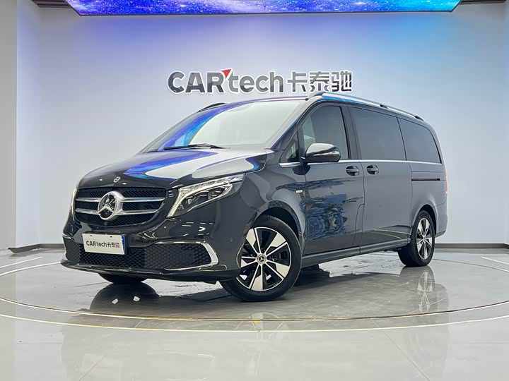 Фото 2 - Mercedes-Benz V-Class