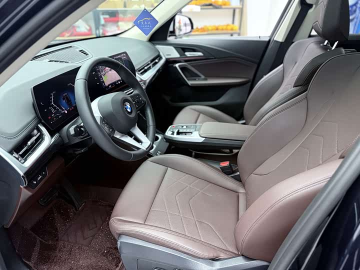 Фото 16 - BMW X1