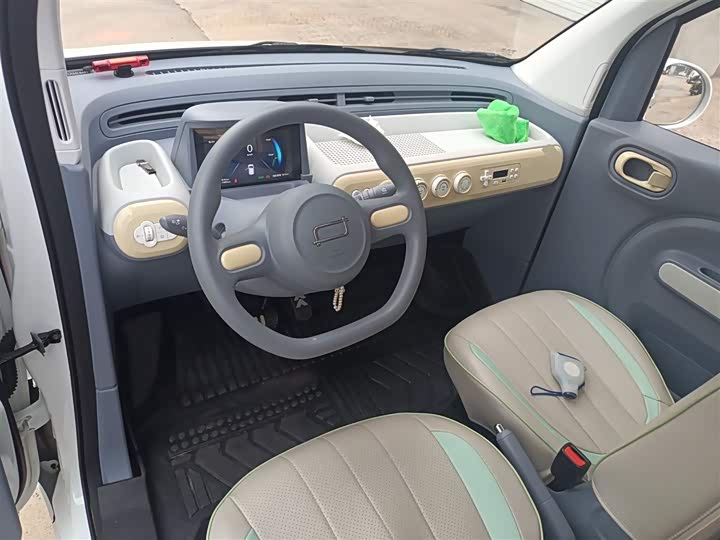 Фото 10 - Bestune Pony