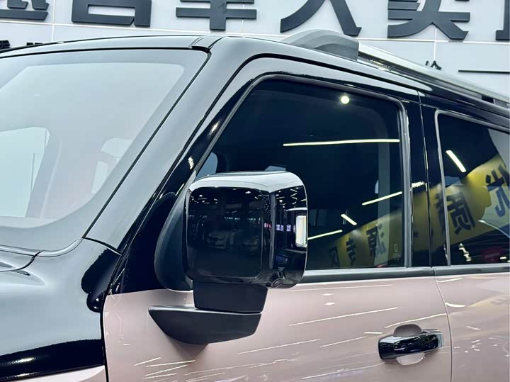 Фото 29 - Tank 300