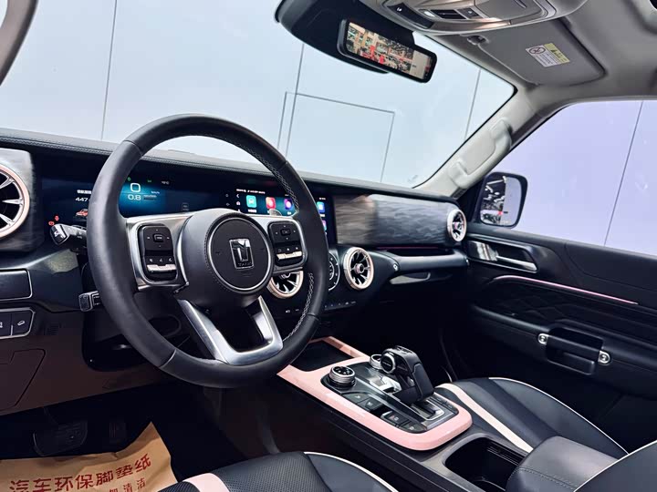 Фото 9 - Tank 300