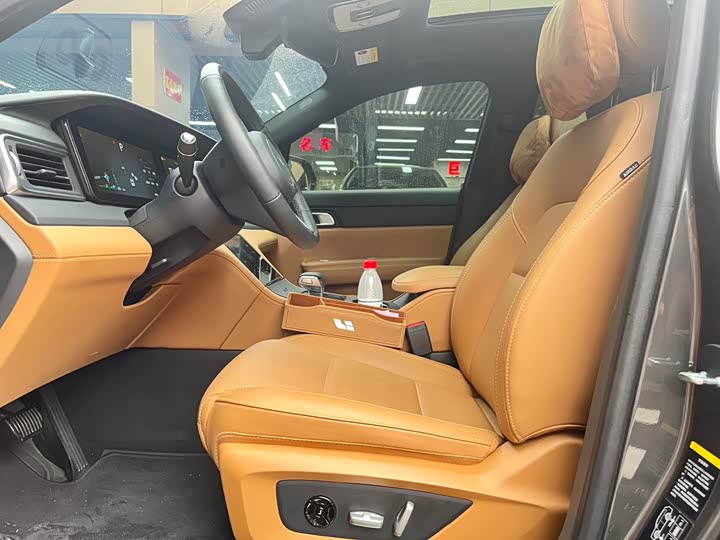 Фото 5 - LiXiang One