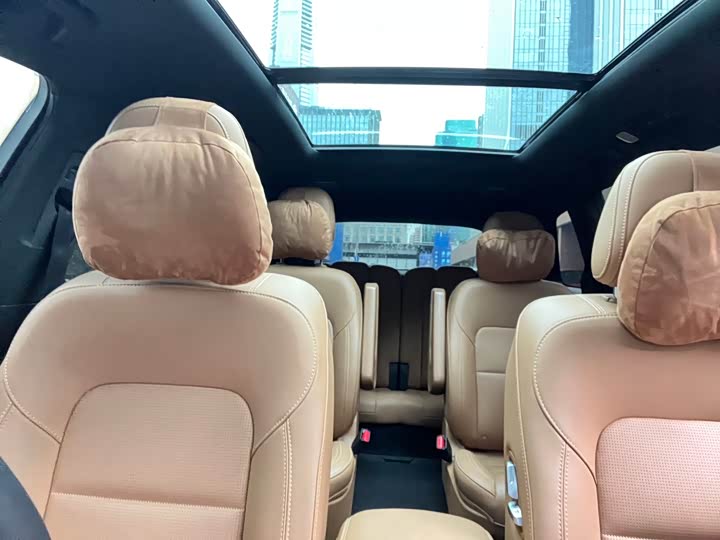 Фото 9 - LiXiang One