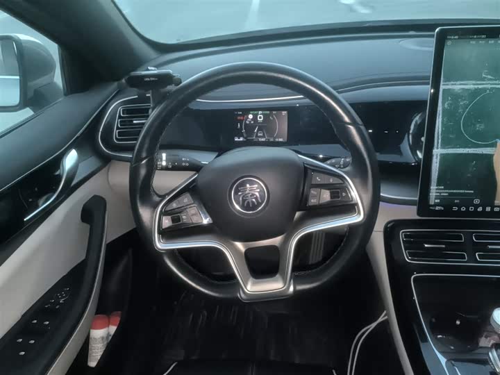 Фото 3 - BYD Qin Plus