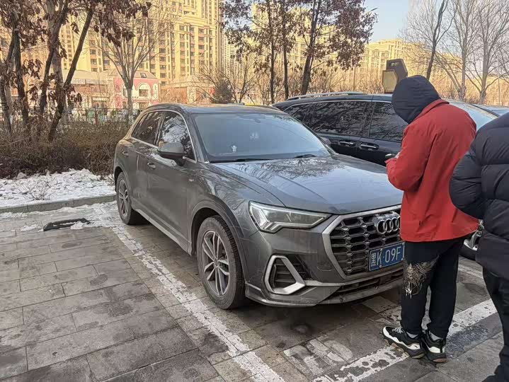 Фото 2 - Audi Q3