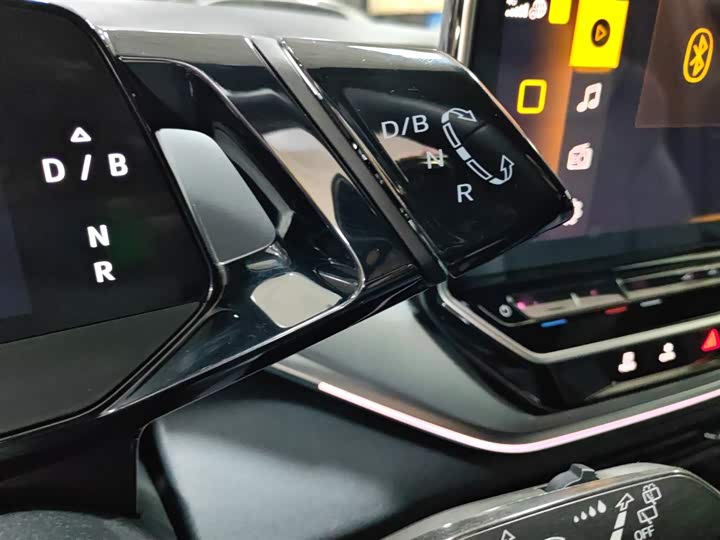 Фото 14 - Volkswagen ID.4 Crozz