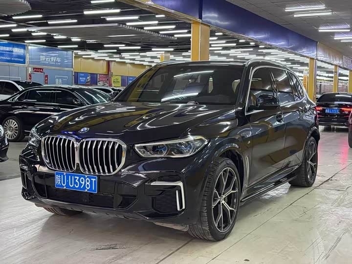 Фото 1 - BMW X5