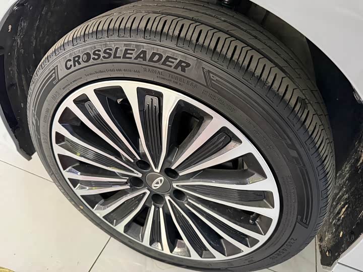 Фото 23 - Chery Fulwin A8L