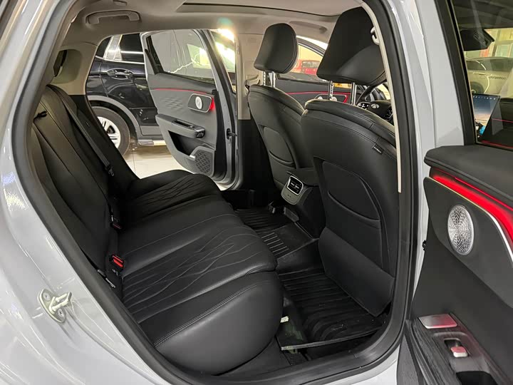 Фото 9 - Chery Fulwin A8L