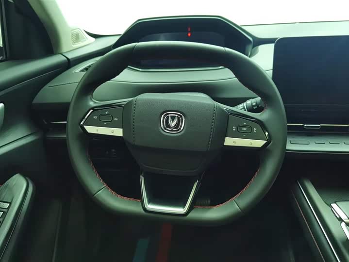 Фото 12 - Changan CS55 Plus