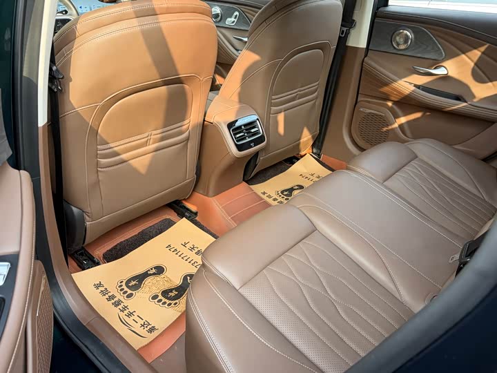 Фото 14 - Chery Arrizo 8