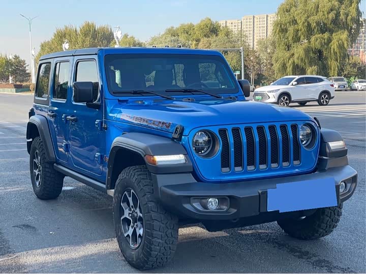 Фото 3 - Jeep Wrangler