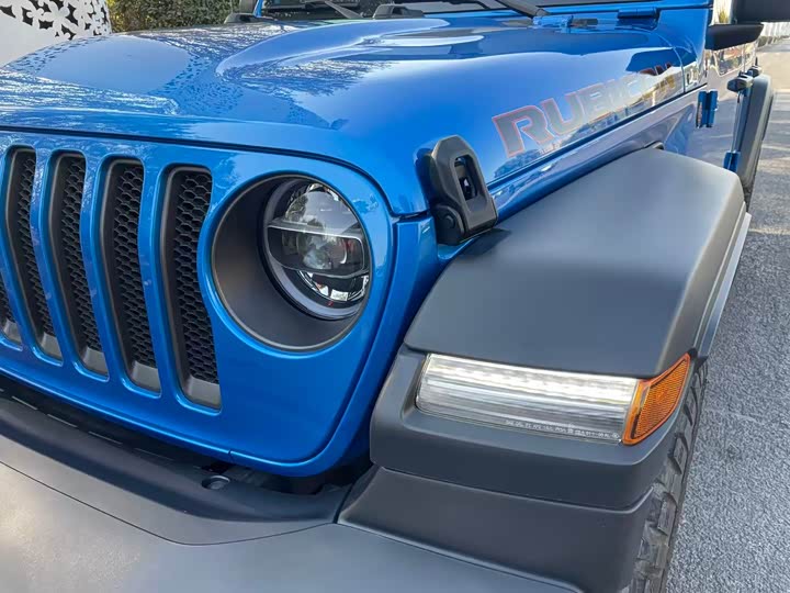 Фото 5 - Jeep Wrangler