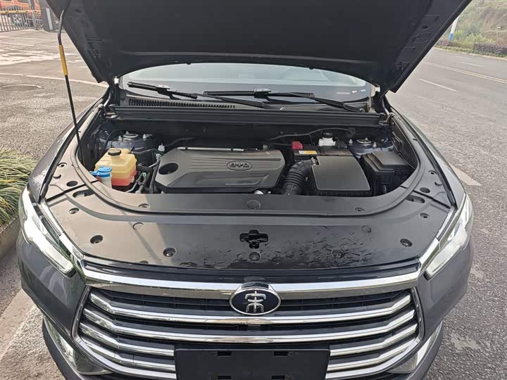 Фото 19 - BYD Song Pro