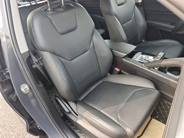 Фото 24 - BYD Song Pro