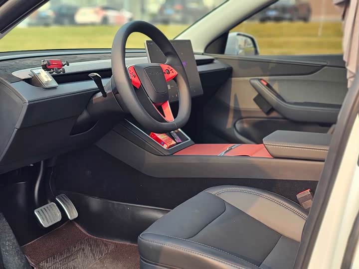 Фото 7 - Tesla Model Y