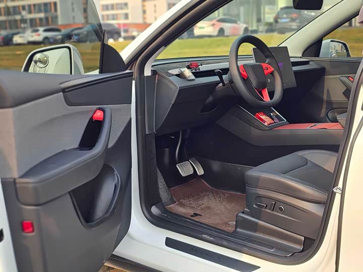 Фото 8 - Tesla Model Y