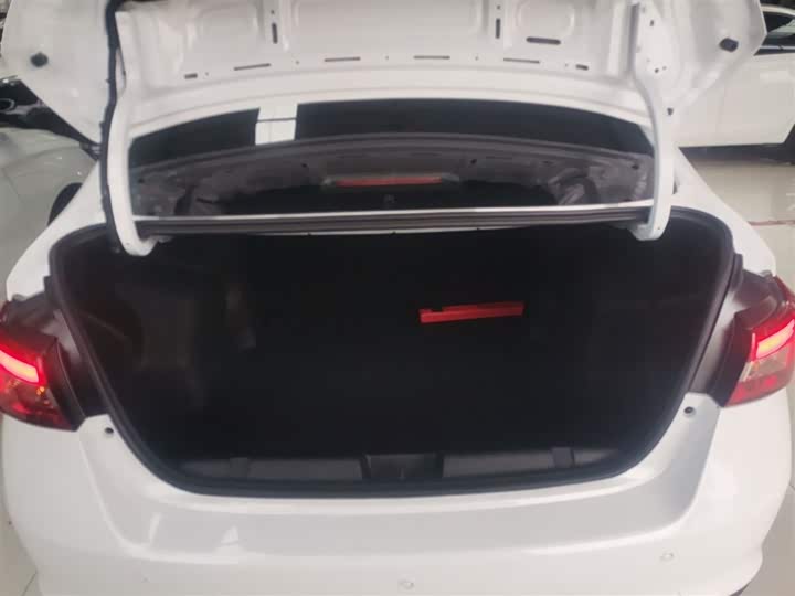 Фото 8 - Chery Arrizo 5