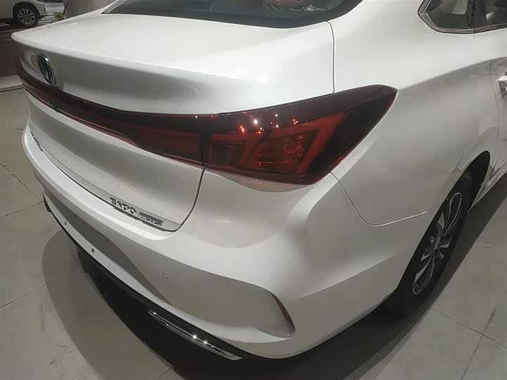 Фото 8 - Changan Eado Plus