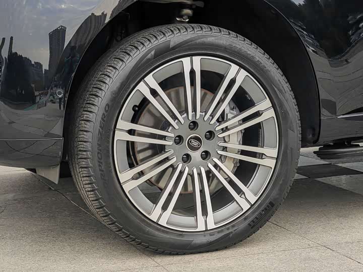 Фото 27 - Land Rover Range Rover