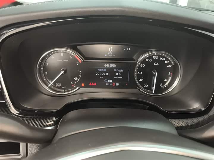 Фото 12 - Cadillac XT5