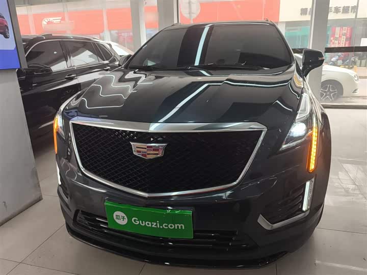 Фото 3 - Cadillac XT5