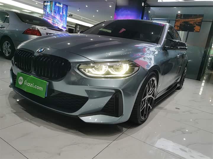 Фото 1 - BMW 1 Series