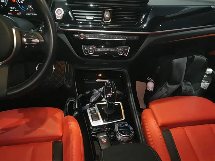 Фото 14 - BMW 1 Series