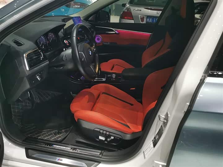 Фото 15 - BMW 1 Series